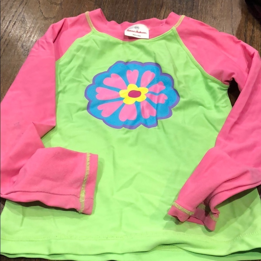 Hanna Andersson long sleeve floral rashguard 120 6/7 pink/green